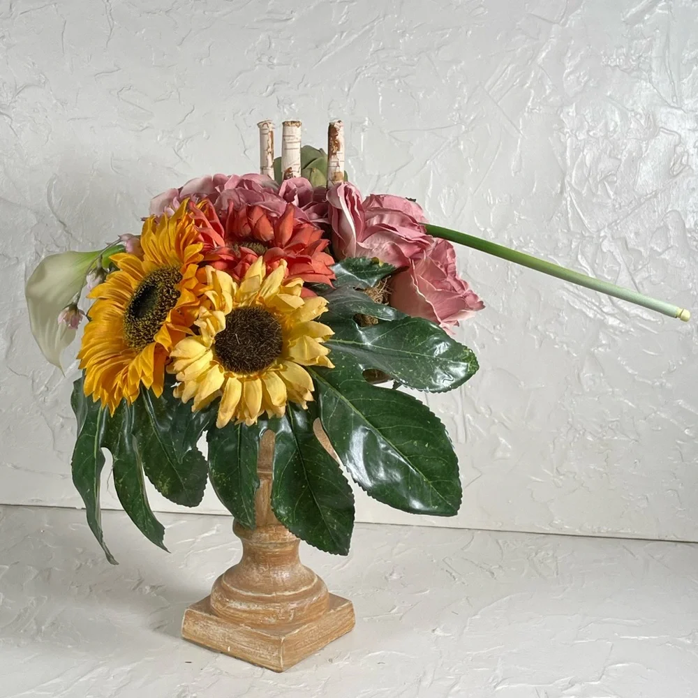 *NWT Custom Exotic Floral Arrangement